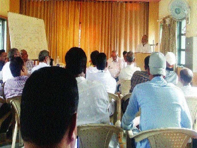 Muslim accumulated against illegal slaughter houses | अवैध कत्तलखान्यांविरोधात महाडमध्ये मुस्लीम बांधव एकवटले Muslim accumulated against illegal slaughter houses | अवैध कत्तलखान्यांविरोधात महाडमध्ये मुस्लीम बांधव एकवटले