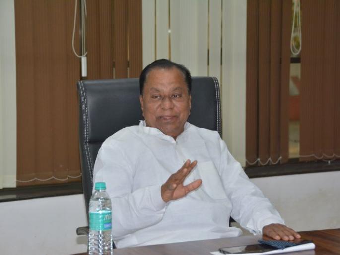 Migration of Livestock Development Board for the convenience of officers - Dashrath Bhande | अधिकाऱ्यांच्या सोईसाठी पशुधन विकास मंडळाचे स्थलांतरण - दशरथ भांडे Migration of Livestock Development Board for the convenience of officers - Dashrath Bhande | अधिकाऱ्यांच्या सोईसाठी पशुधन विकास मंडळाचे स्थलांतरण - दशरथ भांडे