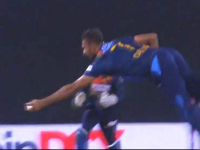 India vs SL 3rd T20I live : India records their lowest ever score in a T20i game after 10 overs, WHAT A CATCH by Dasun Shanaka, Video | IND Vs SL 3rd T20I Live : पहिल्या दहा षटकांत टीम इंडियाच्या ५ बाद ३९ धावा, दासून शनाकाचा अफलातून झेल, Video