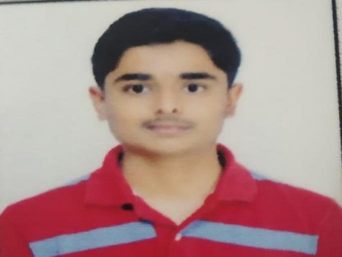 Siddharth Date ranked third in the NEET exam | दोन वर्षे सातत्याने परीक्षेची ''नीट'' तयारी ; पुण्याचा सिद्धांत दाते राज्यात तिसरा Siddharth Date ranked third in the NEET exam | दोन वर्षे सातत्याने परीक्षेची ''नीट'' तयारी ; पुण्याचा सिद्धांत दाते राज्यात तिसरा