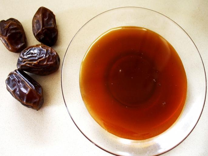 Eggs, black currants, dates, ghee, honey corona are stronger than meat | अंडी, मांसापेक्षाही काळ्या मनुका, खजूर, तूप, मध कोरोना काळात बलकारक Eggs, black currants, dates, ghee, honey corona are stronger than meat | अंडी, मांसापेक्षाही काळ्या मनुका, खजूर, तूप, मध कोरोना काळात बलकारक