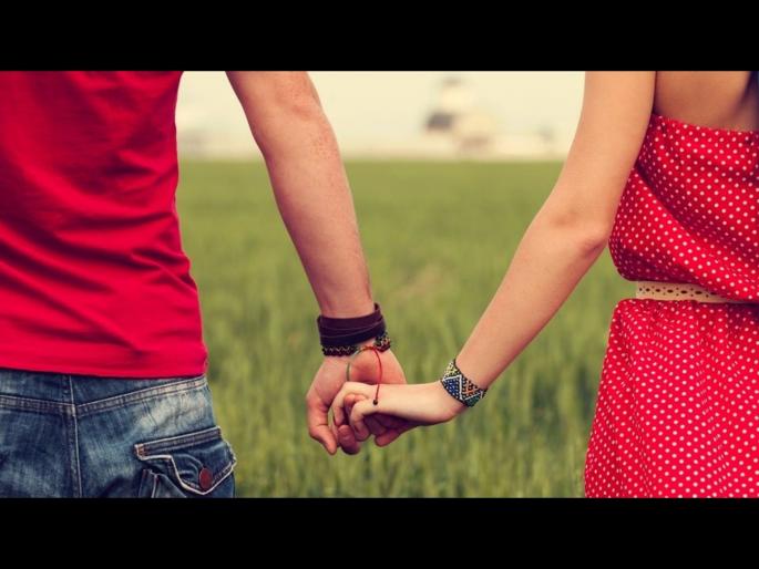 Mother asked daughter to date with 100 men reason is very surprising | आईनेच मुलीला 100 पुरूषांना डेट करण्यास सांगितलं, जाणून घ्या कारण... Mother asked daughter to date with 100 men reason is very surprising | आईनेच मुलीला 100 पुरूषांना डेट करण्यास सांगितलं, जाणून घ्या कारण...