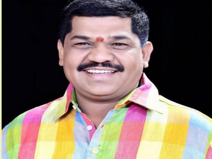 crime registered against 11 protester corporators for water supply officers created problem in work | पाणीपुरवठा अधिकाऱ्यांसमोर घोषणाबाजी करणाऱ्या ११ आंदोलक नगरसेवकांवर गुन्हा दाखल crime registered against 11 protester corporators for water supply officers created problem in work | पाणीपुरवठा अधिकाऱ्यांसमोर घोषणाबाजी करणाऱ्या ११ आंदोलक नगरसेवकांवर गुन्हा दाखल