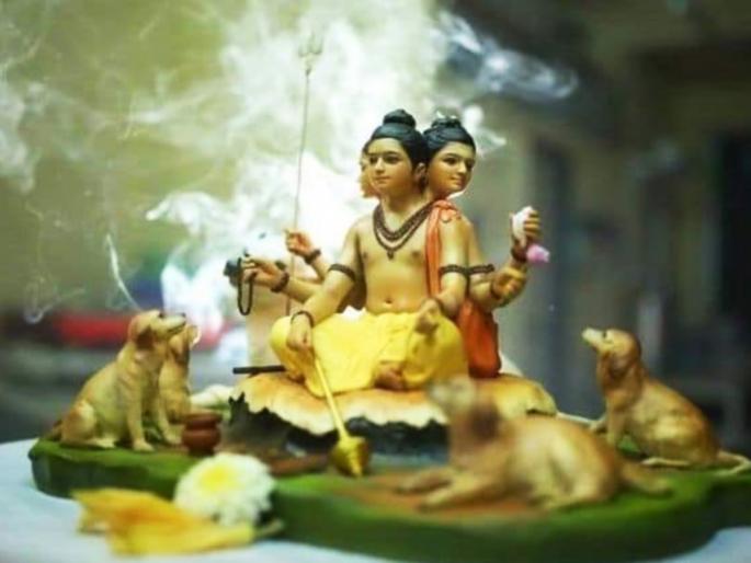 Those who do not have Dattabavani lessons, they should say Dattaguru's hymn every Thursday! | ज्यांची दत्तबावनी पाठ नाही, त्यांनी दर गुरुवारी म्हणावा दत्तगुरुंचा झरा! Those who do not have Dattabavani lessons, they should say Dattaguru's hymn every Thursday! | ज्यांची दत्तबावनी पाठ नाही, त्यांनी दर गुरुवारी म्हणावा दत्तगुरुंचा झरा!