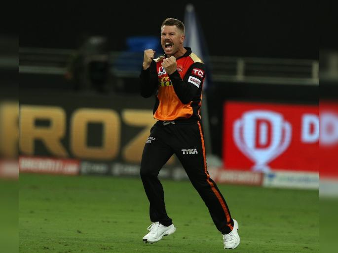 SRH vs DC Latest News : A perfect birthday gift given by SRH to captain David Warner,beat DC by 88 runs & keep alive in IPL 2020 | SRH vs DC Latest News : डेव्हिड वॉर्नरला SRHकडून 'बर्थ डे'चं विजयी गिफ्ट; दिल्लीचा सलग तिसरा पराभव