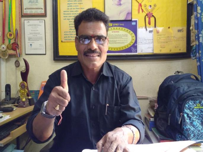 Maharashtra Day: Addiction to deaddiction ... Unique Story of Datta Shindhkhade of Muktangan | Maharashtra Day:व्यसनाधीन ते व्यसनमुक्ती....मुक्तांगणच्या दत्ता श्रीखंडेची अनोखी कहाणी 