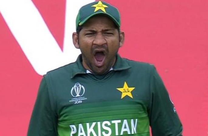 Pakistani cricketers lazy; want to Sleep without training | पाकिस्तानचे क्रिकेटपटू आळशी; ट्रेनिंगला न जाता काढतात झोपा