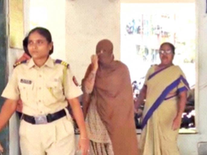 Gajaad, the drug lady from the Iranian settlement; Khadakpada police action | इराणी वस्तीतून ड्रग्ज लेडी गजाआड; खडकपाडा पोलिसांची कारवाई Gajaad, the drug lady from the Iranian settlement; Khadakpada police action | इराणी वस्तीतून ड्रग्ज लेडी गजाआड; खडकपाडा पोलिसांची कारवाई