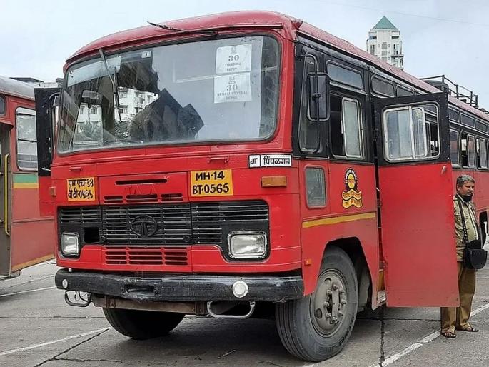 Bus service from Thane to Chandgad even when the Karnatak border issue is hot | सीमाप्रश्न तापलेला असतानाही ठाण्याहून चंदगडपर्यंत बससेवा Bus service from Thane to Chandgad even when the Karnatak border issue is hot | सीमाप्रश्न तापलेला असतानाही ठाण्याहून चंदगडपर्यंत बससेवा