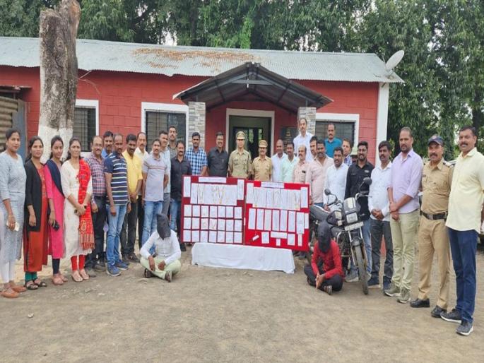 Jewelery worth 66 tolas seized from Attal thief in satara | अट्टल चोरट्याकडून ६६ तोळ्यांचे दागिने हस्तगत; 'एलसीबी'ची कारवाई; एकूण १६ घरफोडीचे गुन्हे उघड Jewelery worth 66 tolas seized from Attal thief in satara | अट्टल चोरट्याकडून ६६ तोळ्यांचे दागिने हस्तगत; 'एलसीबी'ची कारवाई; एकूण १६ घरफोडीचे गुन्हे उघड