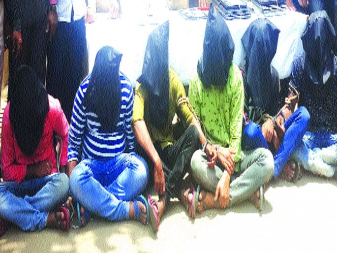 In the Ladies Bar, money was spoiled, the robbery was stolen in companies | लेडिज बारमध्ये पैसे उधळणे आले अंगलट, कंपन्यांमध्ये चोरी करणारे जेरबंद