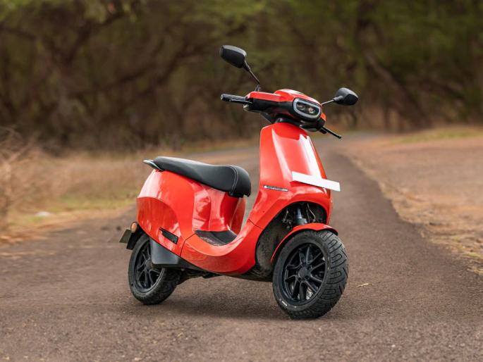 ola Electric scooters are the same, but their batteries have changed; Five options launched of s1 air, s1 and cut s1pro price | ओलाचा गोला! स्कूटर त्याच, पण त्यांच्या बॅटऱ्या बदलल्या; पाच पर्याय, तुम्ही निवडा... ola Electric scooters are the same, but their batteries have changed; Five options launched of s1 air, s1 and cut s1pro price | ओलाचा गोला! स्कूटर त्याच, पण त्यांच्या बॅटऱ्या बदलल्या; पाच पर्याय, तुम्ही निवडा...