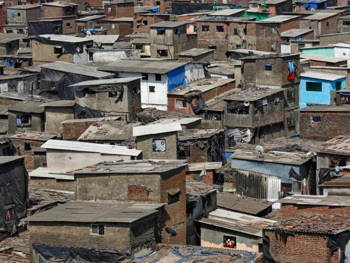 Determine the paid eligibility policy of slum dwellers from 2000 to 2011; MP Gopal Shetty's demand | सन २००० ते २०११ पर्यंतच्या झोपडपट्टीवासीयांचे सशुल्क पात्रता धोरण निश्चित करा; खासदार गोपाळ शेट्टी यांची मागणी Determine the paid eligibility policy of slum dwellers from 2000 to 2011; MP Gopal Shetty's demand | सन २००० ते २०११ पर्यंतच्या झोपडपट्टीवासीयांचे सशुल्क पात्रता धोरण निश्चित करा; खासदार गोपाळ शेट्टी यांची मागणी