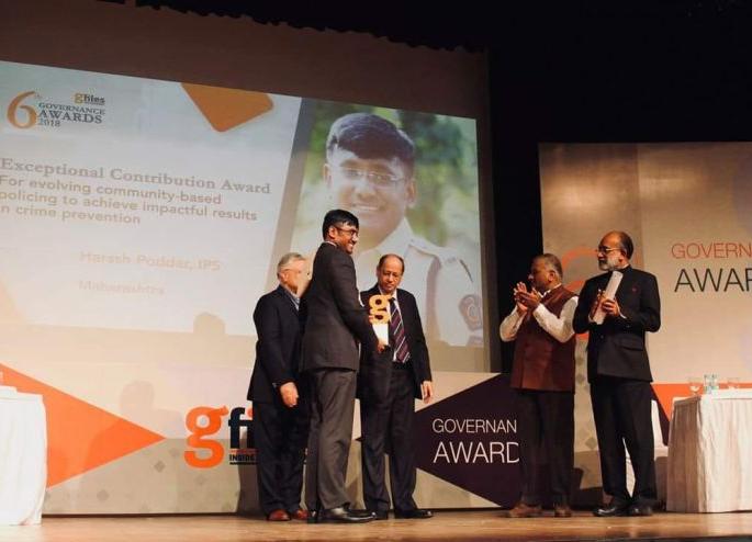 DCP Harsh Poddar in Nagpur honored | नागपुरातील डीसीपी हर्ष पोद्दार सन्मानित DCP Harsh Poddar in Nagpur honored | नागपुरातील डीसीपी हर्ष पोद्दार सन्मानित