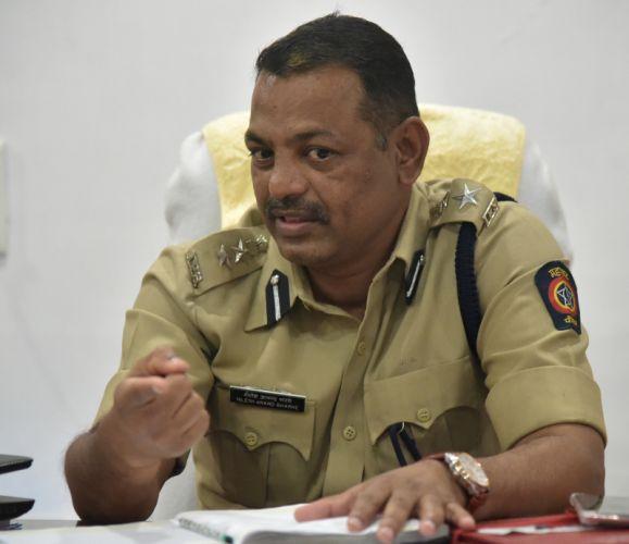 Striking Traffic Campaign by Traffic branch in Nagpur | वाहतूक शाखेतर्फे नागपुरात धडाकेबाज मोहीम Striking Traffic Campaign by Traffic branch in Nagpur | वाहतूक शाखेतर्फे नागपुरात धडाकेबाज मोहीम