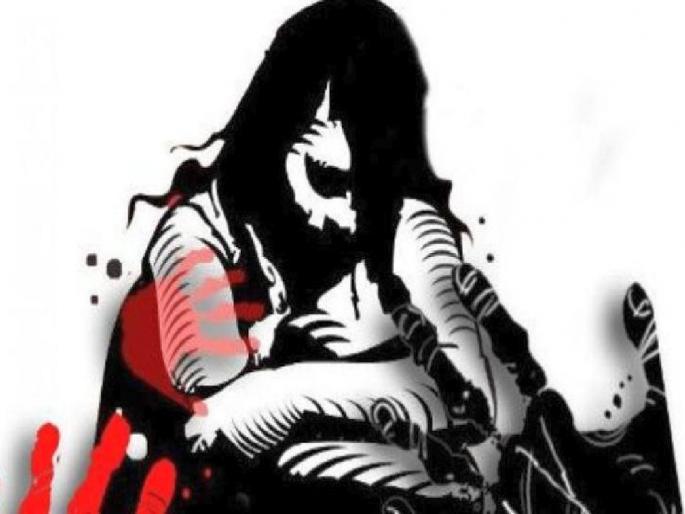 'Bad touch' while examining a sick girl, Alapally doctor arrested | आजारी युवतीला तपासताना 'बॅड टच', आलापल्लीचा डॉक्टर गजाआड