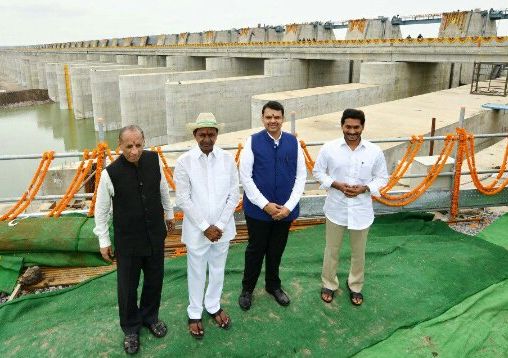 Inauguration of World's Largest Lift Irrigation Project; Kaleswaram project started | महाराष्ट्र, तेलंगणा, आंध्रला 'कलमेश्वर' पावणार; पाण्याची चिंता मिटणार Inauguration of World's Largest Lift Irrigation Project; Kaleswaram project started | महाराष्ट्र, तेलंगणा, आंध्रला 'कलमेश्वर' पावणार; पाण्याची चिंता मिटणार