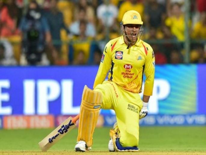 IPL 2020 : Dhoni is killing two records against Rajasthan Royals | IPL 2020 : राजस्थान रॉयल्सविरुद्ध धोनीला खुणावत आहेत ‘हे’ दोन विक्रम