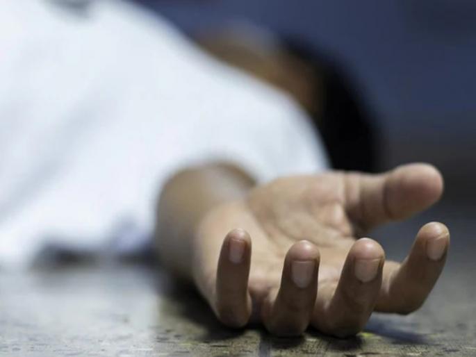 Vegetable seller killed in Baramati | बारामतीत 'सायको' तरुणाच्या हल्यात जखमी झालेल्या भाजीविक्रेत्याचा अखेर मृत्यू Vegetable seller killed in Baramati | बारामतीत 'सायको' तरुणाच्या हल्यात जखमी झालेल्या भाजीविक्रेत्याचा अखेर मृत्यू