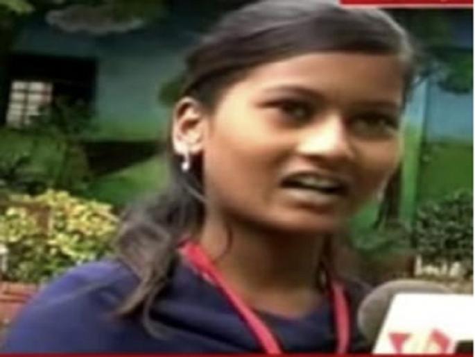 A 17-year-old girl drowned after slipping and falling into a lake | दहावीत ९६ टक्के मिळवलेल्या मुलीचा तलावात बुडून मृत्यू A 17-year-old girl drowned after slipping and falling into a lake | दहावीत ९६ टक्के मिळवलेल्या मुलीचा तलावात बुडून मृत्यू