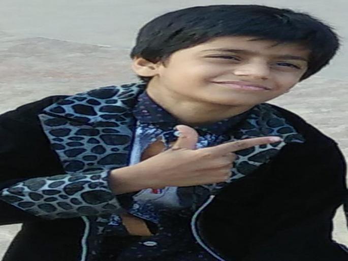 9-year-old creature taking ill due to illegal power supply | बेकायदा धार्मिक स्थळाने घेतलेल्या बेकायदा वीज पुरवठ्यामुळे घेतला ९ वर्षाच्या बालकाचा जीव 9-year-old creature taking ill due to illegal power supply | बेकायदा धार्मिक स्थळाने घेतलेल्या बेकायदा वीज पुरवठ्यामुळे घेतला ९ वर्षाच्या बालकाचा जीव