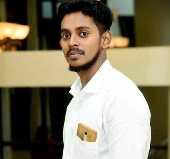 Nagpur youth going to worshiped god was crushed death by truck | देवदर्शनासाठी जाणाऱ्या नागपूरच्या युवकाचा ट्रकने चिरडून मृत्यू Nagpur youth going to worshiped god was crushed death by truck | देवदर्शनासाठी जाणाऱ्या नागपूरच्या युवकाचा ट्रकने चिरडून मृत्यू