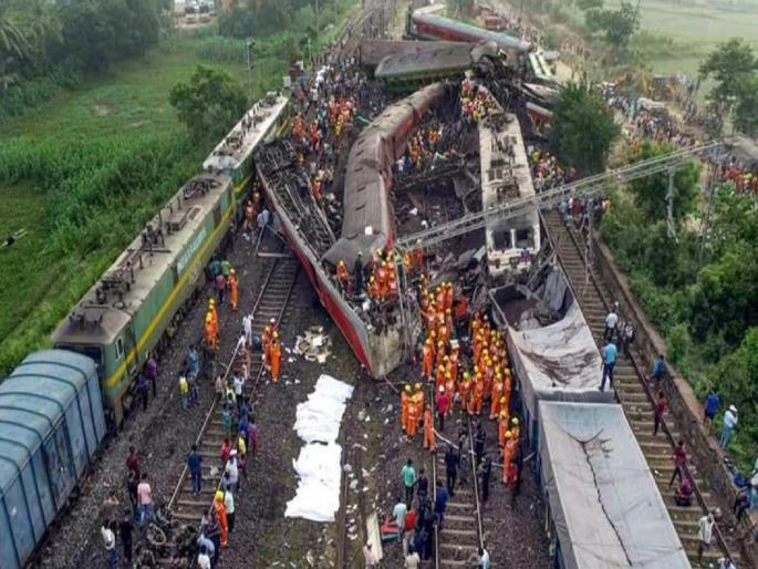 Death toll rises to 288 in train derailment at Bahanaga Bazar station in Odisha's Balasore | मृत्यूचं तांडव! ओडिशा रेल्वे अपघातातील मृतांची संख्या वाढली; ५६ जणांची प्रकृती गंभीर Death toll rises to 288 in train derailment at Bahanaga Bazar station in Odisha's Balasore | मृत्यूचं तांडव! ओडिशा रेल्वे अपघातातील मृतांची संख्या वाढली; ५६ जणांची प्रकृती गंभीर