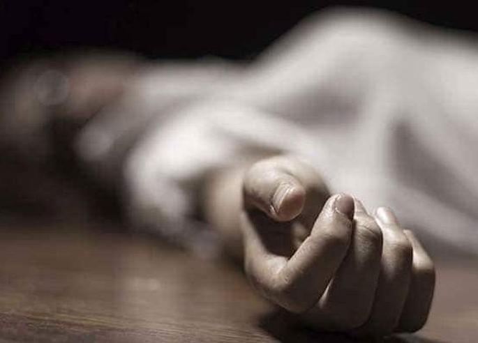 The death of a person by hit of JCB | जेसीबीच्या धडकेत व्यक्तीचा मृत्यू The death of a person by hit of JCB | जेसीबीच्या धडकेत व्यक्तीचा मृत्यू