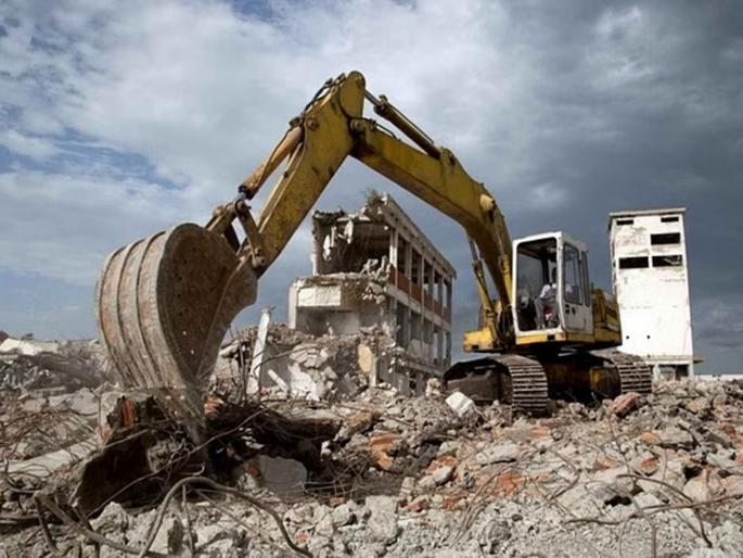 disposal of debris from mumbai in thane city completed construction of 600 mt project for processing | मुंबईतील डेब्रिजची ठाणे शहरात विल्हेवाट; ६०० मेट्रिक टन प्रकल्पाचे बांधकाम पूर्ण disposal of debris from mumbai in thane city completed construction of 600 mt project for processing | मुंबईतील डेब्रिजची ठाणे शहरात विल्हेवाट; ६०० मेट्रिक टन प्रकल्पाचे बांधकाम पूर्ण