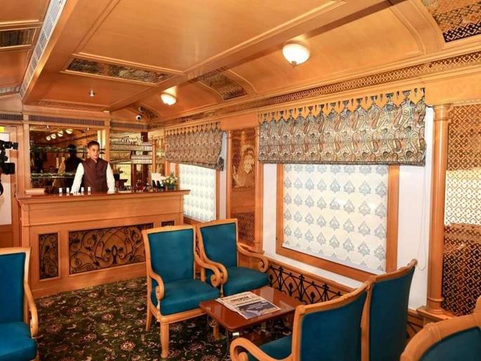 'Deccan Odyssey'; The royal grand tour resumes from tomorrow | प्रवाशांच्या सेवेसी, ‘डेक्कन ओडिसी’; राजेशाही थाट प्रवास उद्यापासून पुन्हा सुरू 'Deccan Odyssey'; The royal grand tour resumes from tomorrow | प्रवाशांच्या सेवेसी, ‘डेक्कन ओडिसी’; राजेशाही थाट प्रवास उद्यापासून पुन्हा सुरू