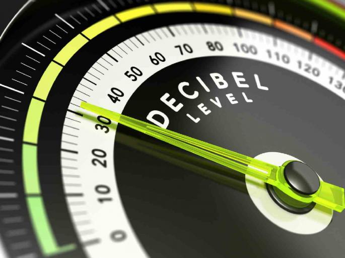 Double the decibel of sound In the Eid, Ganeshotsav procession, the sound of DJs, the ears of Mumbaikars were on edge | आवाजाचा डेसिबल डबल! ईद, गणेशोत्सव मिरवणुकीत डीजेंचा दणदणाट, मुंबईकरांच्या कानठळ्या बसल्या Double the decibel of sound In the Eid, Ganeshotsav procession, the sound of DJs, the ears of Mumbaikars were on edge | आवाजाचा डेसिबल डबल! ईद, गणेशोत्सव मिरवणुकीत डीजेंचा दणदणाट, मुंबईकरांच्या कानठळ्या बसल्या