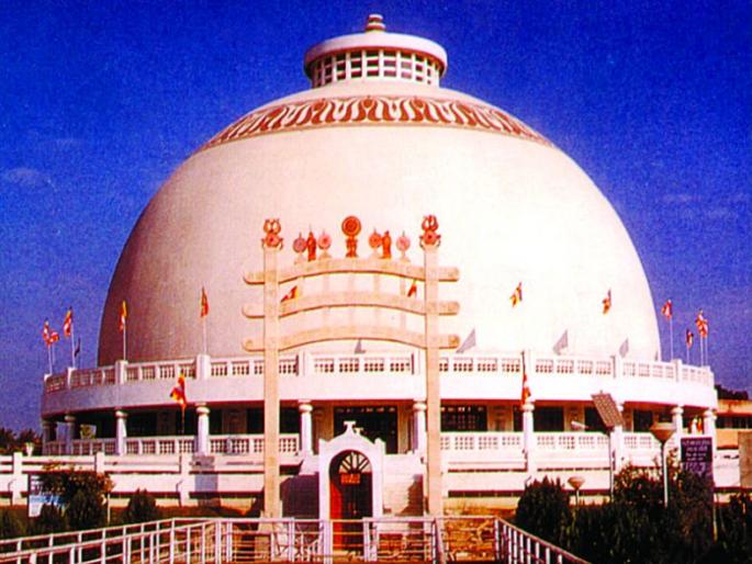 Give 40 crores declared funds to Deekshabhoomi | दीक्षाभूमीसाठी जाहीर केलेले ४० कोटी द्या