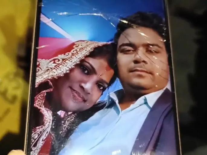 husband end life writing 8 page suicide note he was harassed by his wife | खळबळजनक! ८ दिवस, ८ पानी पत्र अन् ९ व्या दिवशी...; पत्नी करायची छळ, पतीने संपवलं आयुष्य husband end life writing 8 page suicide note he was harassed by his wife | खळबळजनक! ८ दिवस, ८ पानी पत्र अन् ९ व्या दिवशी...; पत्नी करायची छळ, पतीने संपवलं आयुष्य