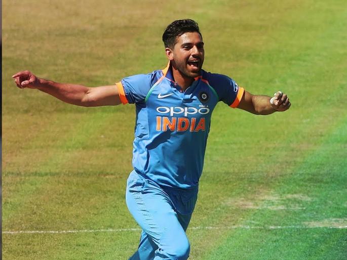 Deepak Chahar progressed by 7 places, Rohit remained seventh in batsmen | दीपक चाहरने केली ८८ स्थानांची प्रगती, फलंदाजांमध्ये रोहित सातव्या स्थानी कायम