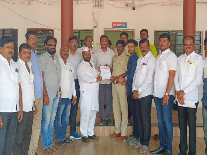 Maratha society aggressive against Sadavarts; | सदावर्तेंच्या विरोधात मराठा समाज आक्रमक; Maratha society aggressive against Sadavarts; | सदावर्तेंच्या विरोधात मराठा समाज आक्रमक;