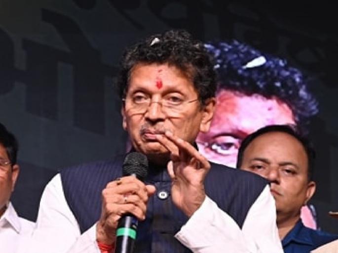 Kesarkar on action mode after Deputy Chief Minister Shinde order to repel verbal attacks on party leaders | पक्षाच्या नेत्यांवर होणारे शाब्दिक हल्ले परतवून लावणार, उपमुख्यमंत्री शिंदेंच्या आदेशानंतर केसरकर अॅक्शन मोडवर Kesarkar on action mode after Deputy Chief Minister Shinde order to repel verbal attacks on party leaders | पक्षाच्या नेत्यांवर होणारे शाब्दिक हल्ले परतवून लावणार, उपमुख्यमंत्री शिंदेंच्या आदेशानंतर केसरकर अॅक्शन मोडवर