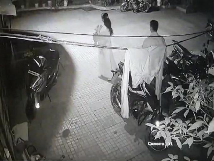 Unidentified firing on Shiv Sena branch chief; Fortunately survived; Presumably fired from a political dispute | शिवसेना शाखा प्रमुखावर अज्ञातांचा गोळीबार; राजकीय वादातून गोळीबार झाल्याचा अंदाज