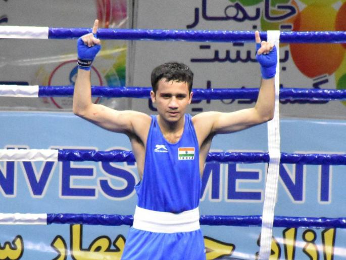 Newspaper seller's Deepak Bhoria won gold in first International boxing event | वृत्तपत्र विक्रेत्याचा 'सुवर्ण'पंच; बॉक्सर दीपकचा प्रेरणादायी प्रवास Newspaper seller's Deepak Bhoria won gold in first International boxing event | वृत्तपत्र विक्रेत्याचा 'सुवर्ण'पंच; बॉक्सर दीपकचा प्रेरणादायी प्रवास
