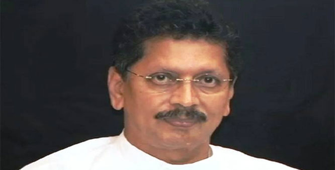 Minister of State for Home Deepak Kesarkar will meet the injured farmers | गृह राज्यमंत्री दिपक केसरकर घेणार गोळीबारातील जखमी शेतक-यांची भेट  Minister of State for Home Deepak Kesarkar will meet the injured farmers | गृह राज्यमंत्री दिपक केसरकर घेणार गोळीबारातील जखमी शेतक-यांची भेट