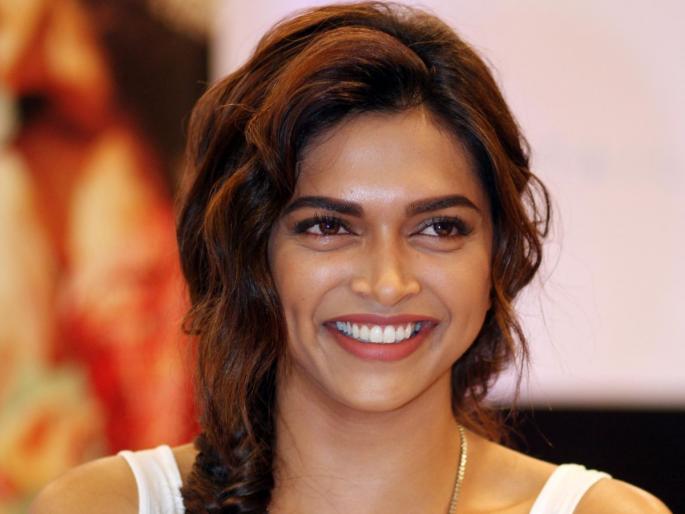 padmaavat actress deepika padukone wont invite this actress on wedding | दीपिका पादुकोण या अभिनेत्रीला आपल्या लग्नाला नाही बोलावणार padmaavat actress deepika padukone wont invite this actress on wedding | दीपिका पादुकोण या अभिनेत्रीला आपल्या लग्नाला नाही बोलावणार