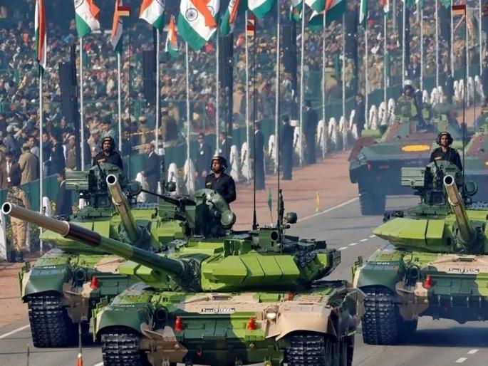 modi government bans import of 101 defense equipment items | १०१ संरक्षण उत्पादनांच्या आयातीवर २०२४ पर्यंत बंदी; राजनाथसिंह यांची घोषणा modi government bans import of 101 defense equipment items | १०१ संरक्षण उत्पादनांच्या आयातीवर २०२४ पर्यंत बंदी; राजनाथसिंह यांची घोषणा