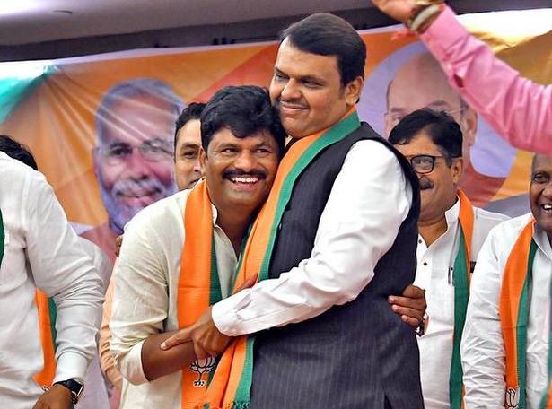 Nagar Panchayat Election Result 2022 : Gopichand Padalkar's BJP huge lost in Khanapur Nagar Panchayat sangli | Nagar Panchayat Election Result 2022 : गोपीचंद पडळकरांचं पानीपत, खानापूर नगरपंचायतीत भाजपला भोपळा Nagar Panchayat Election Result 2022 : Gopichand Padalkar's BJP huge lost in Khanapur Nagar Panchayat sangli | Nagar Panchayat Election Result 2022 : गोपीचंद पडळकरांचं पानीपत, खानापूर नगरपंचायतीत भाजपला भोपळा