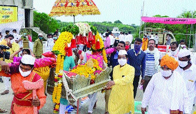 Departure of Jagadguru Tukoba's Palkhi | जगद्गुरू तुकोबांच्या पालखीचे प्रस्थान