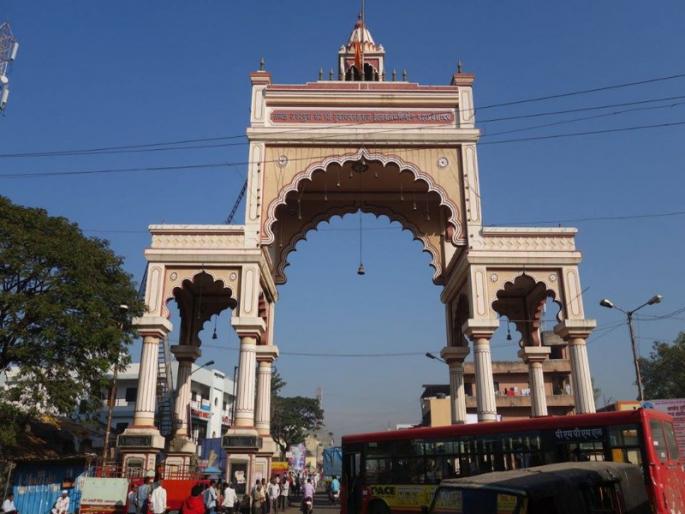 Dehugaon Corona's 'hotspot' ? As many as 18 patients were found in Gatha temple | देहूगाव कोरोनाचे 'हॉटस्पॉट' ? गाथा मंदिरात आढळले तब्बल १८ कोरोनाबाधित रुग्ण Dehugaon Corona's 'hotspot' ? As many as 18 patients were found in Gatha temple | देहूगाव कोरोनाचे 'हॉटस्पॉट' ? गाथा मंदिरात आढळले तब्बल १८ कोरोनाबाधित रुग्ण