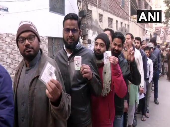 Delhi Election 2020 Polling for 70 Assembly constituencies in Delhi begins | Delhi Election 2020 : दिल्ली विधानसभेच्या 70 जागांसाठी आज मतदान; दिग्गजांची प्रतिष्ठा पणाला Delhi Election 2020 Polling for 70 Assembly constituencies in Delhi begins | Delhi Election 2020 : दिल्ली विधानसभेच्या 70 जागांसाठी आज मतदान; दिग्गजांची प्रतिष्ठा पणाला