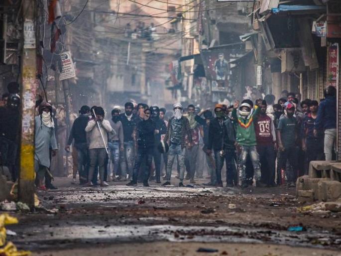 Delhi violence IB officer Ankit Sharma’s family demands justice SSS | Delhi Voilence : 'दुसऱ्यांना वाचवण्याच्या नादात माझ्या मुलाने जीव गमावला' Delhi violence IB officer Ankit Sharma’s family demands justice SSS | Delhi Voilence : 'दुसऱ्यांना वाचवण्याच्या नादात माझ्या मुलाने जीव गमावला'