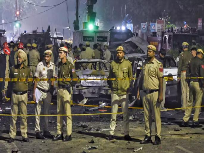 Another arrest in Delhi Red Fort blast case; Hamas style attack planned | दिल्ली लाल किल्ला स्फोट प्रकरणात आणखी एक अटक; हमास स्टाईल हल्ला करण्याची होती योजना Another arrest in Delhi Red Fort blast case; Hamas style attack planned | दिल्ली लाल किल्ला स्फोट प्रकरणात आणखी एक अटक; हमास स्टाईल हल्ला करण्याची होती योजना