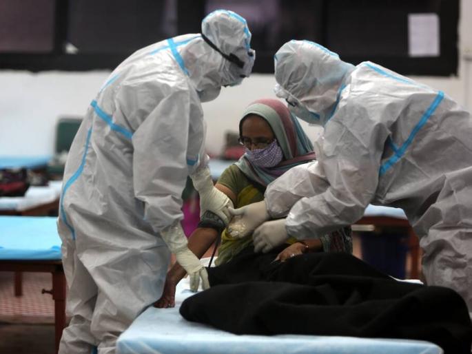 Corona killed 1,059 patients in Delhi in ten days | कोरोनामुळे दिल्लीत दहा दिवसांत १०५९ रुग्ण दगावले Corona killed 1,059 patients in Delhi in ten days | कोरोनामुळे दिल्लीत दहा दिवसांत १०५९ रुग्ण दगावले