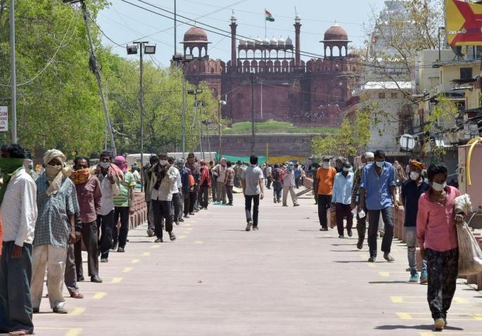 Coronavirus: No increase in restricted area in Delhi since last week; Great success of the health system | Coronavirus: आठवड्यापासून दिल्लीत प्रतिबंधित क्षेत्रात वाढ नाहीच; आरोग्य यंत्रणेचे मोठे यश Coronavirus: No increase in restricted area in Delhi since last week; Great success of the health system | Coronavirus: आठवड्यापासून दिल्लीत प्रतिबंधित क्षेत्रात वाढ नाहीच; आरोग्य यंत्रणेचे मोठे यश