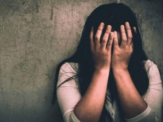 Called to Delhi from Britain, then sexually assaulted a British woman in a hotel | धक्कादायक! ब्रिटनहून दिल्लीला बोलावले, नंतर हॉटेलमध्ये ब्रिटीश महिलेसोबत क्रूरतेच्या सर्व मर्यादा ओलांडल्या, दोघांना अटक Called to Delhi from Britain, then sexually assaulted a British woman in a hotel | धक्कादायक! ब्रिटनहून दिल्लीला बोलावले, नंतर हॉटेलमध्ये ब्रिटीश महिलेसोबत क्रूरतेच्या सर्व मर्यादा ओलांडल्या, दोघांना अटक